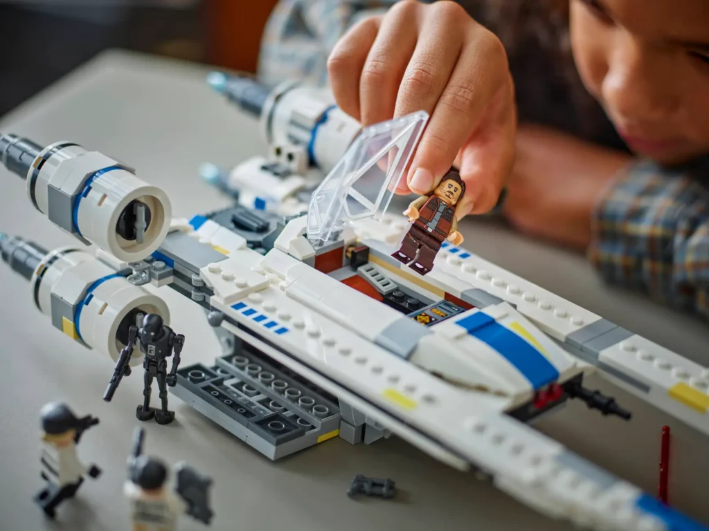 lego star wars 75399 rebel u wing starfighter   (3)
